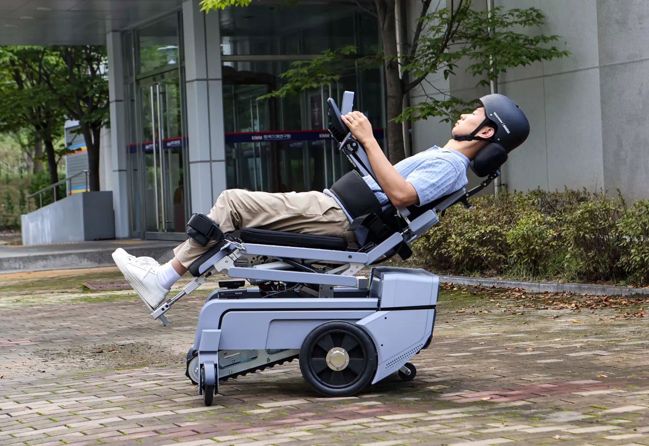 Инвалидная коляска-трансформер